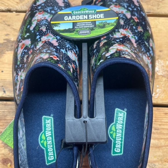 Garden Clog - Picture 2 of 3